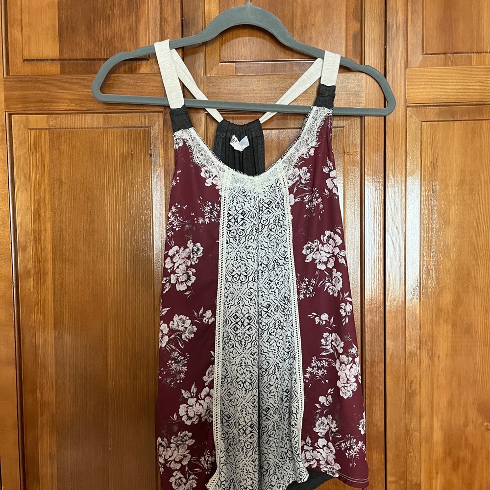 Maurice’s/Jolt- Floral,Grey, Burgundy and Cream Women's Tank Top